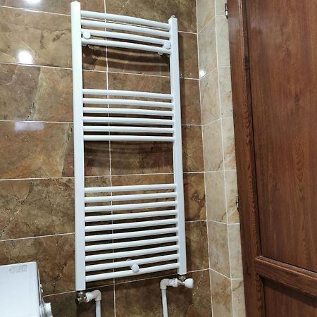 Keti Pilpani Guesthouse Mestia Bagian luar foto