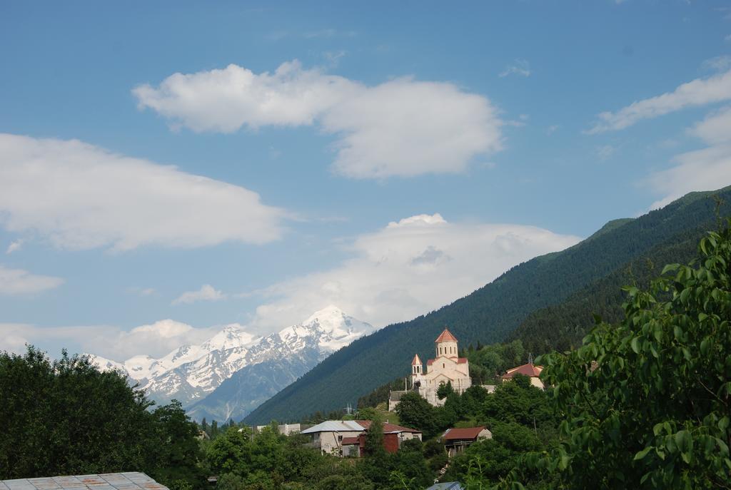 Keti Pilpani Guesthouse Mestia Bagian luar foto