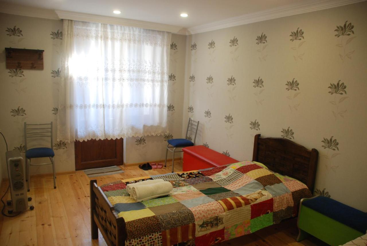 Keti Pilpani Guesthouse Mestia Bagian luar foto